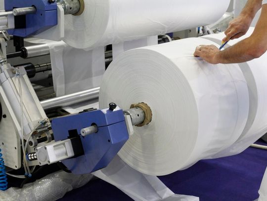 Banderolownice do papieru ? zastosowanie i zalety automatycznego banderolowania