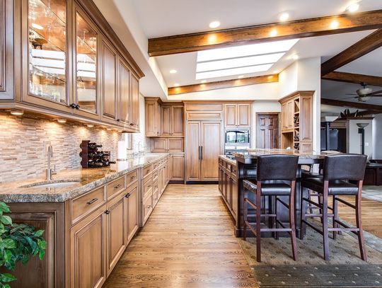 Charakterystyka podłóg warstwowych