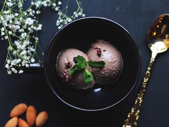 Dlaczego uwielbiamy lody rzemieślnicze?