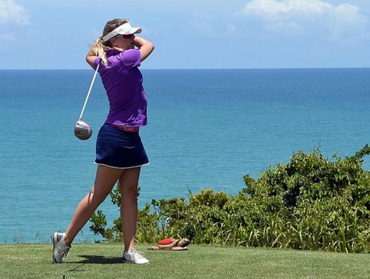 Dress code w golfie i tenisie – najważniejsze informacje