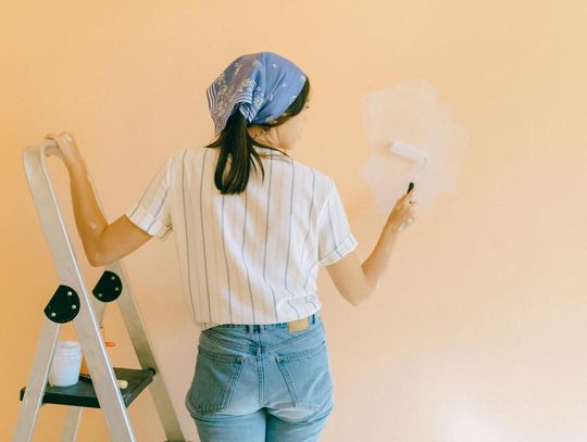 Farby Remontownia24: Jakie wybrać farby, aby stworzyć wymarzone wnętrze?