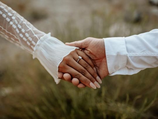 Niezwykłe miejsca na wesele: Jak znaleźć idealną lokalizację