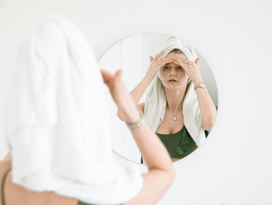 Peelingi kwasowe – co warto o nich wiedzieć?