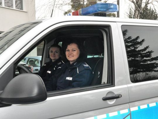  Policjanci ratowali życie kobiety