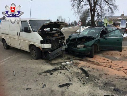 Pow. tomaszowski: Wypadek w Telatynie. Do szpitala trafiła kobieta i jej półtoraroczne dziecko 