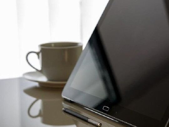 Rolety podtynkowe czy natynkowe – które wybrać?