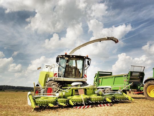 Sprzedaż gruntów rolnych bez zezwolenia KOWR – kiedy jest możliwa?