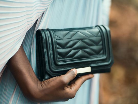 Torebki pikowane – jak wybrać model, który zrobi różnicę