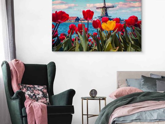 Tulipany i róże na obrazach na płótnie - udekoruj swoje wnętrza wiecznie żywymi kwiatami!