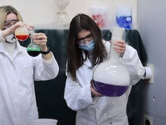 Zagłosuj na film drużyny chemików z I LO – od Twojego głosu zależy ich zwycięstwo !!!