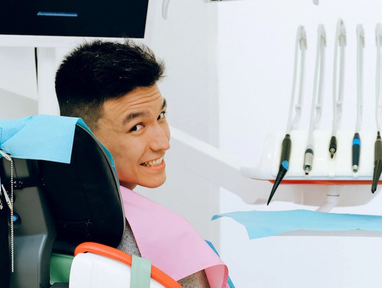 Zrozumienie i zapobieganie próchnicy: proste zmiany, wielkie efekty