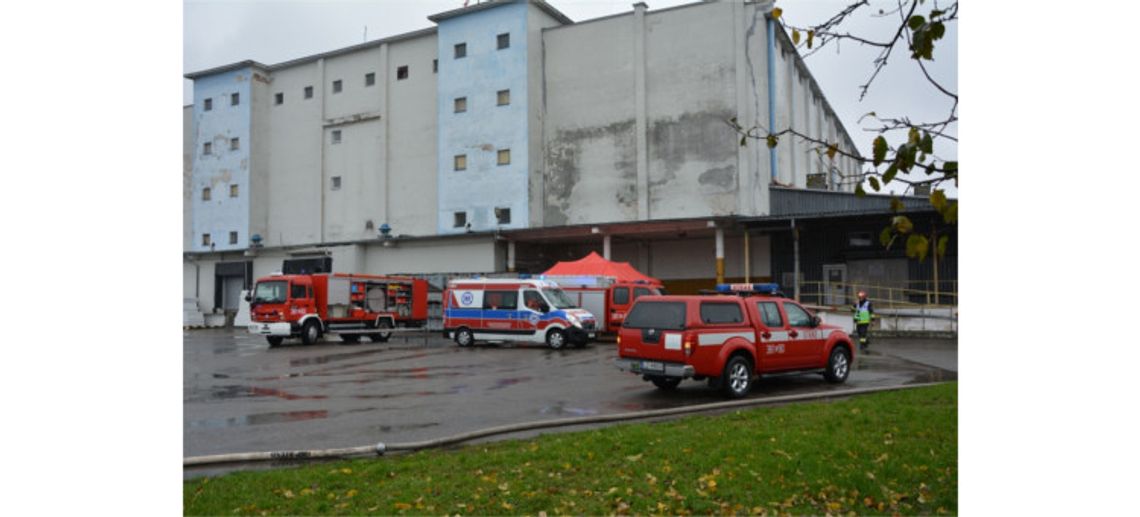 Zamość: Wyciek amoniaku w chłodni - ćwiczenia służb - ZDJĘCIA